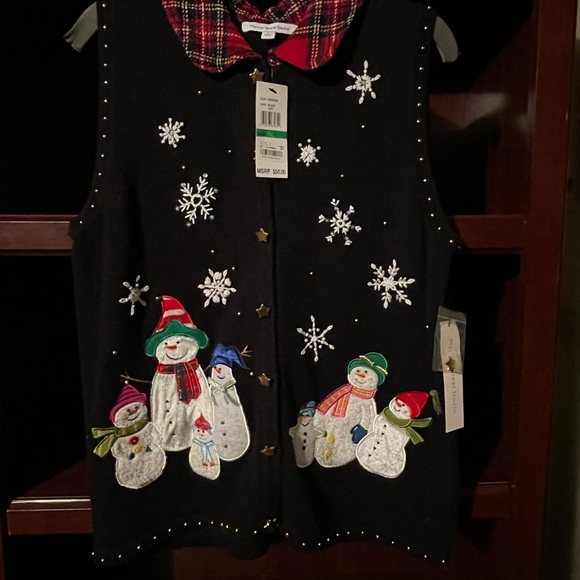 NWT Christmas vest - Picture 6 of 6